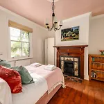 5 Bed Central Cambridge House